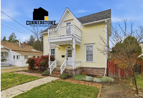 Building Photo - 173 Helman St