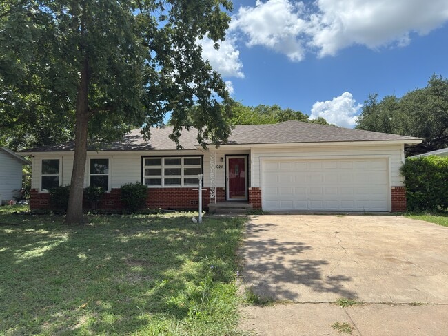 Building Photo - 2024 Meadow Rd Rental