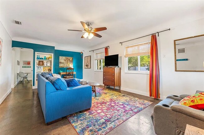 Photo - 1604 58th St S