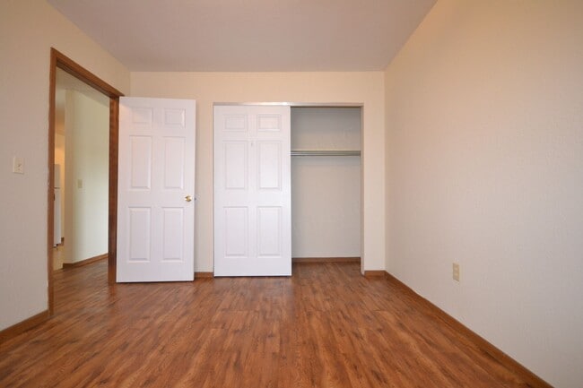 Marshfield Apartments