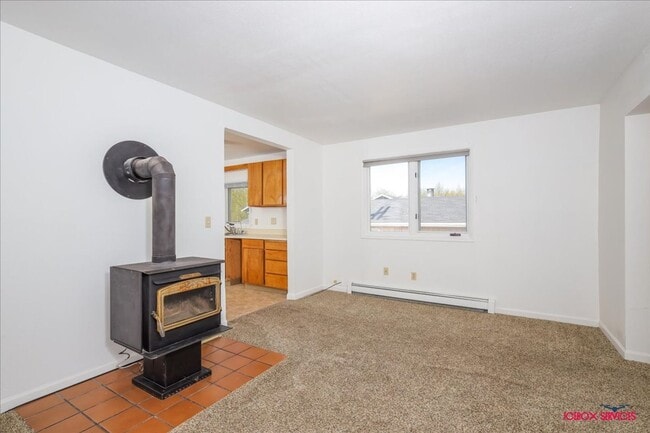 Photo - Seasonal Special: Discounted from market r... Unidad 4002