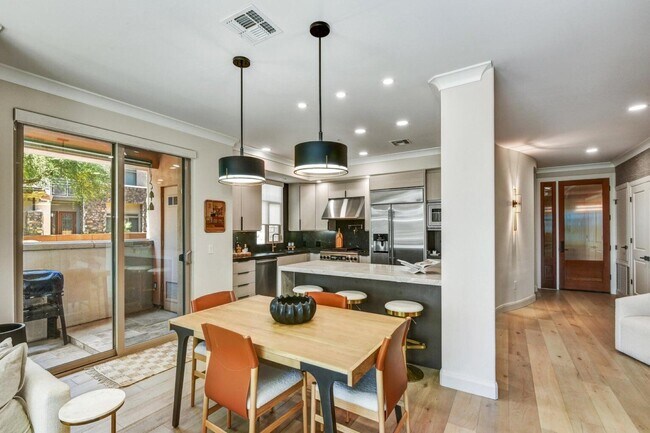 Photo - 4909 N Woodmere Fairway