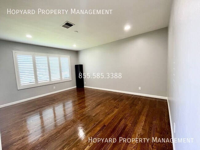 Photo - 6186 Alvord Way