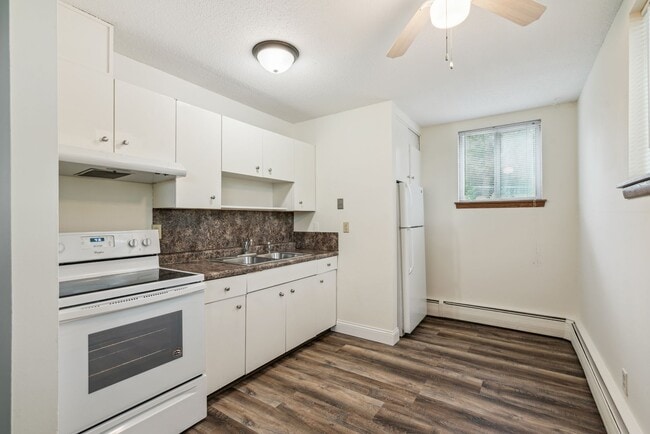 Building Photo - 5547 N Lyndale Ave Unit 2