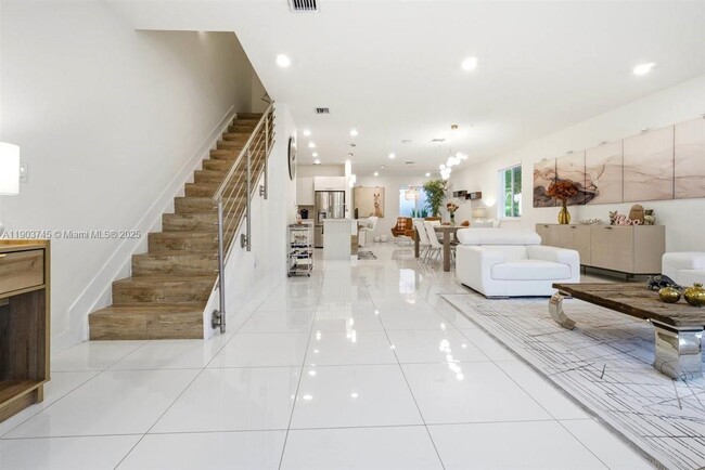 Photo - 6611 NW 102nd Path