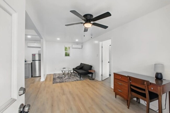 4705 Pease St Unit B Room 2
