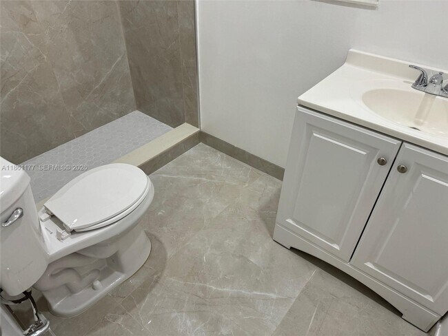 Photo - 732 SW 6th St Unit 732