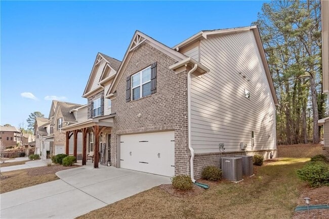 Photo - 4437 Waxwing St