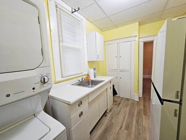 Photo - 1285 Clairhaven St Unit #1
