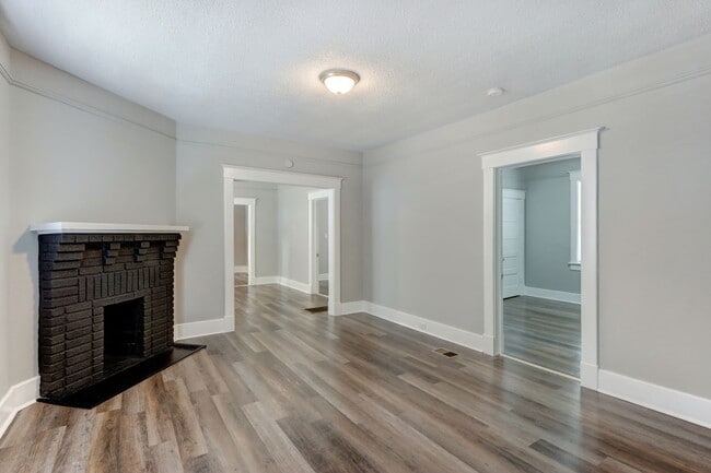 Photo - 1009 E 33rd St Unit A