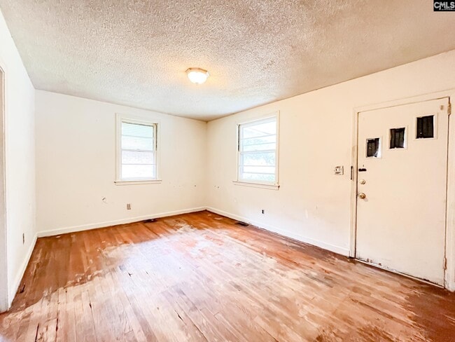 Photo - 4814 Norman St