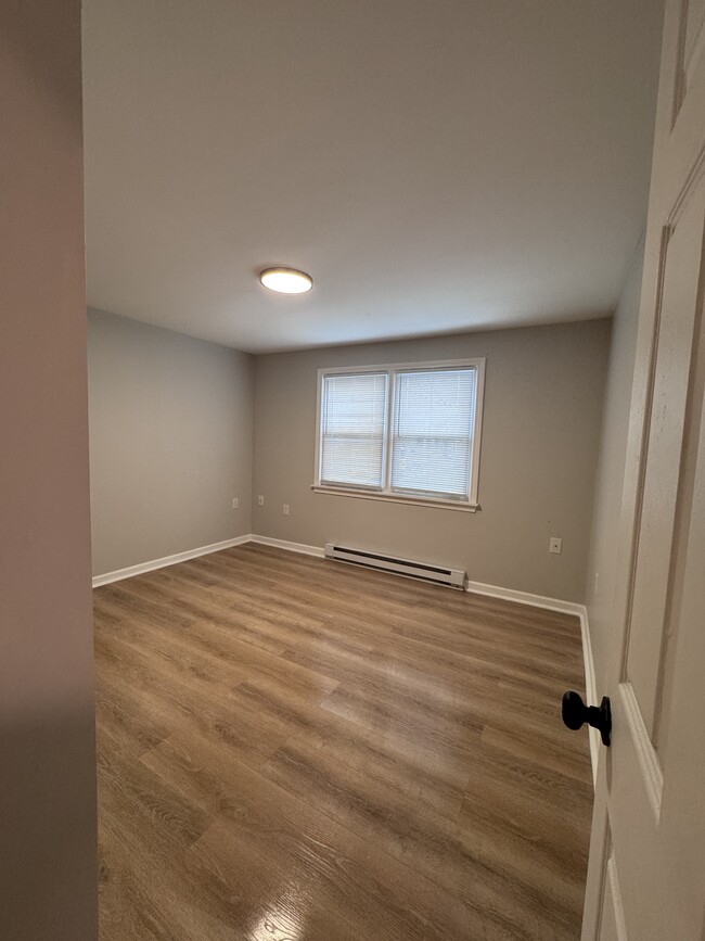 Primary Bedroom - 115 Ward St Unit 1