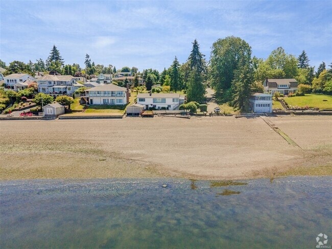 Building Photo - 5304 Hyada Blvd NE Rental