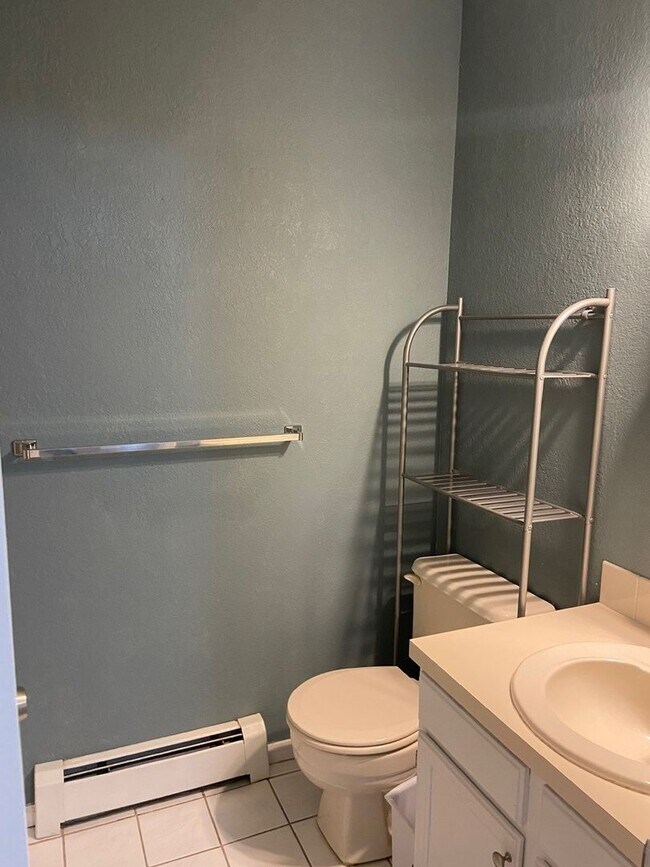 Photo - Condo in Pendleton Square Unit 102