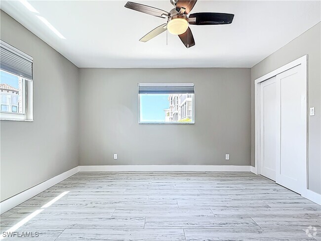 Building Photo - 1320 Blue Point Ave Unit 2 Rental