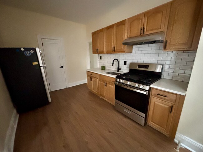 Photo - 500 8th St Unit Apt 3