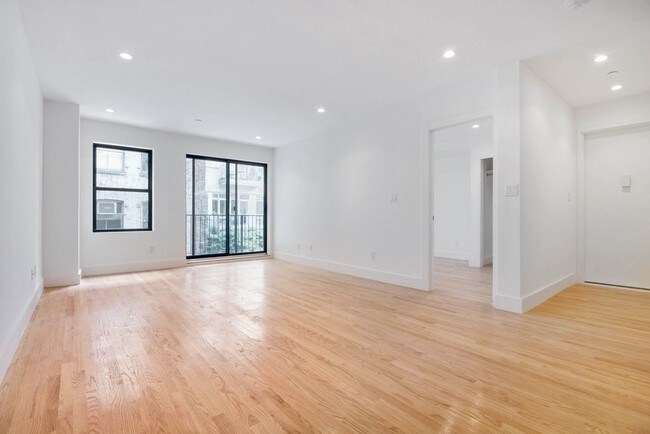 Photo - 212 West 20th Street