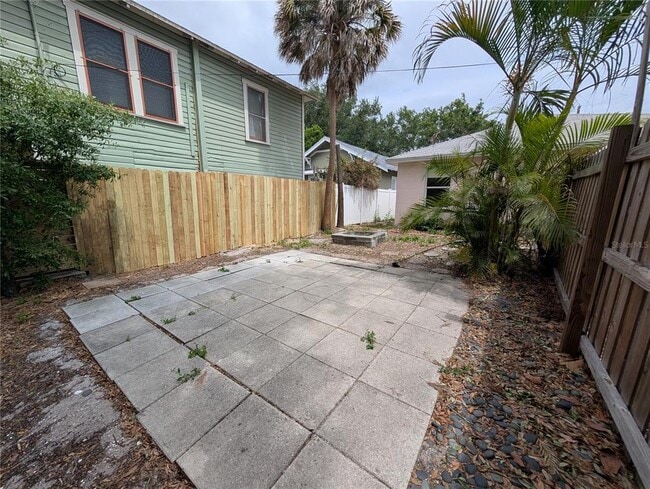 Photo - 608 9th Ave N
