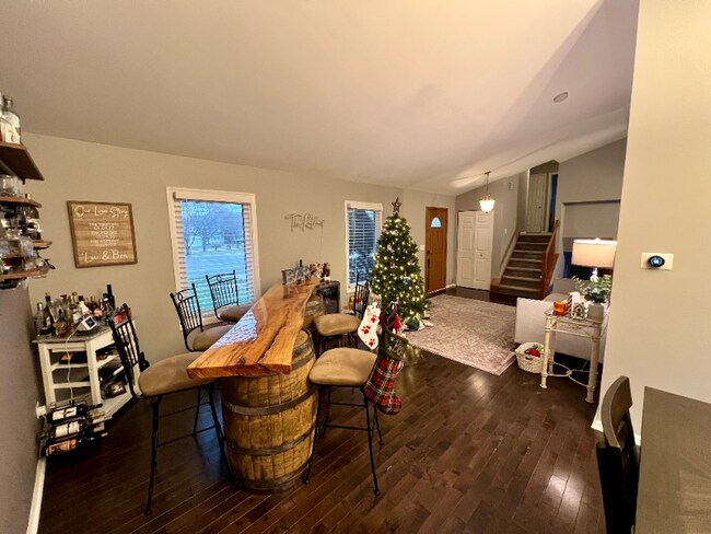 Photo - 6 Magnolia Ct