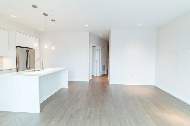 Photo - 1405 W St NW Unidad 401