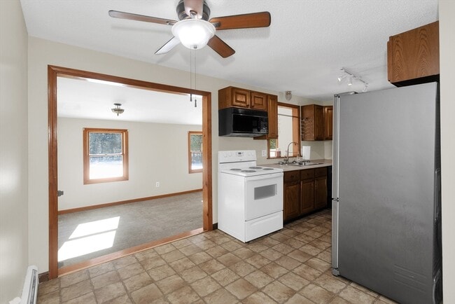 Photo - 47 Campbell Dr