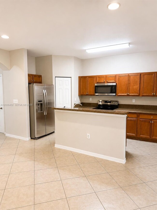 Photo - 13147 SW 42nd St
