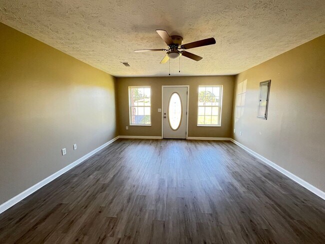 Photo - 3 bedroom 2 bath Single Family home in Dan...