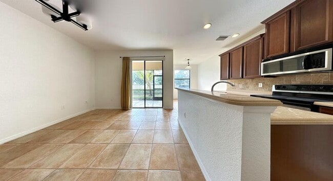 Photo - 4207 Via Piedra Cir