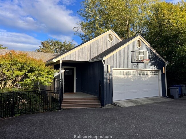Photo - 1930 109th Ave NE