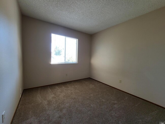 Photo - 1115 N Lincoln St Unit B