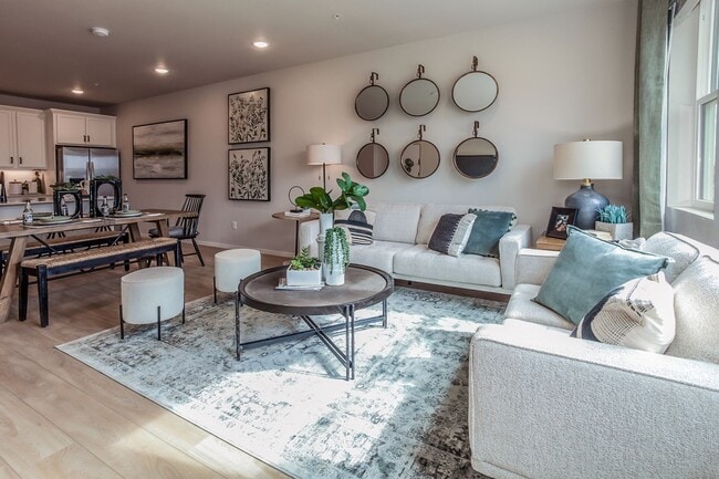 Photo - Luxury Condo - Water, Sewer, Basic Internet Included! Unit D