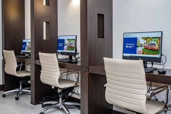 Photo - Legacy Lakeside