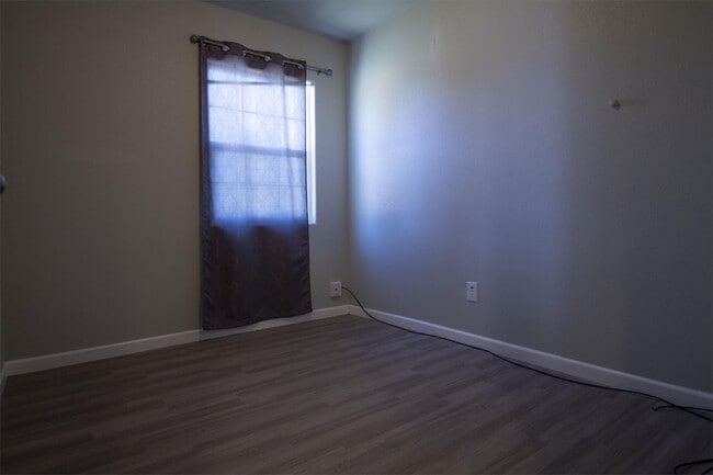 Photo - 245 W San Joaquin Ave