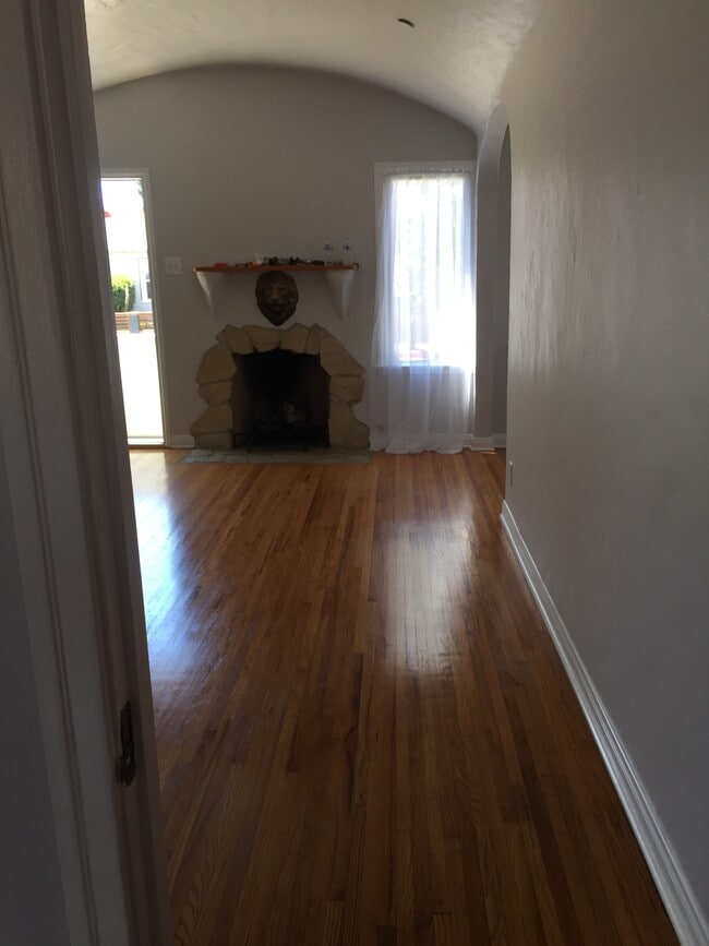 Photo - 4174 Ince Blvd