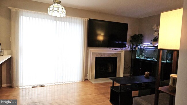 Photo - 13107 Hugo Pl