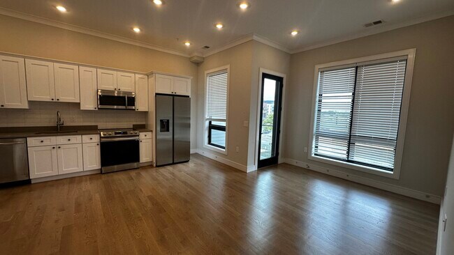 Photo - 19 Highgate St Unit 2