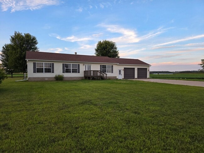 Building Photo - N4380 County Rd K