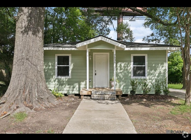 Building Photo - 2854 Yazoo St Rental