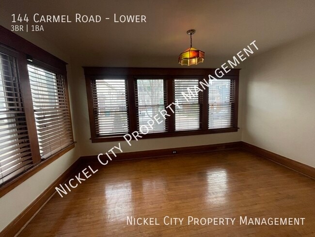 Photo - 144 Carmel Rd Unit Lower