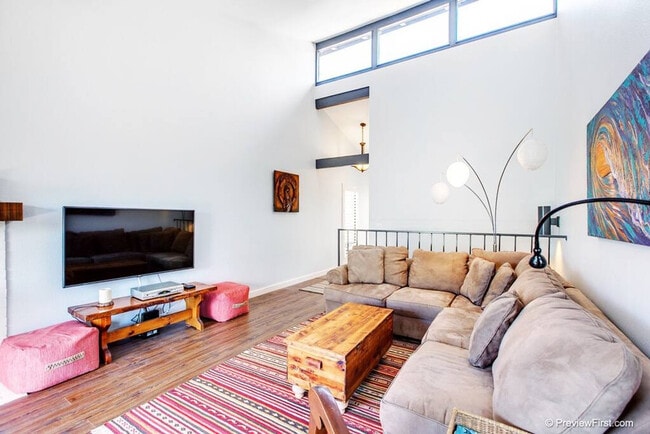 678 Hygeia Ave Unit SI ID1048646P