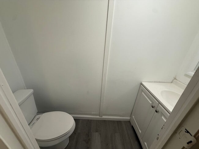 Photo - 3 Bedrooms, 1.5 Bathroom - Mobile home in Armuchee!