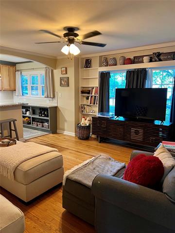 Photo - 4021 Locke Ave