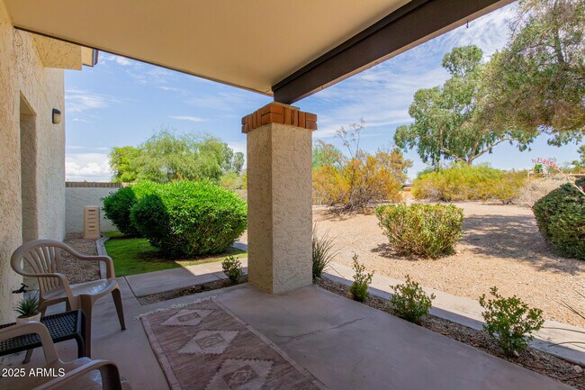 Photo - 811 E Eugie Ave