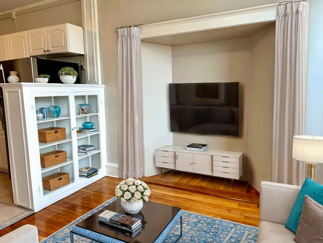 Photo - 330 St Paul St Unidad 6