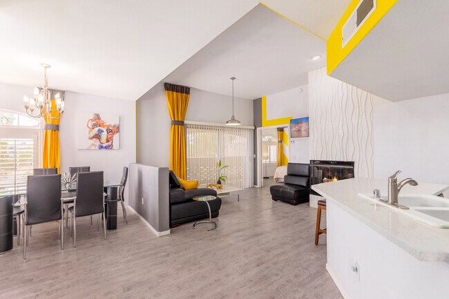 Photo - 7400 W Flamingo Rd Unit 2006