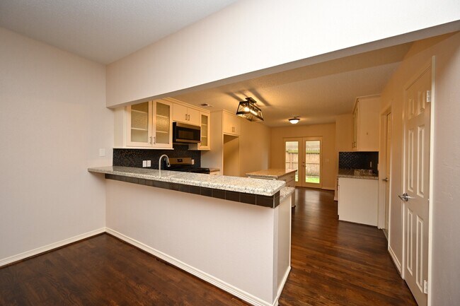 Photo - 1511 Apple Park Dr