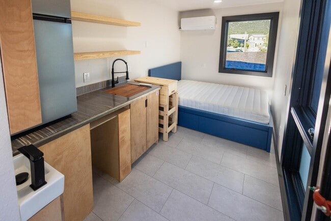 Building Photo - 326 E Arkansas St