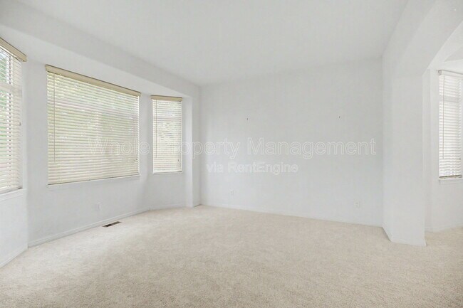 Photo - 11081 Independence Cir W