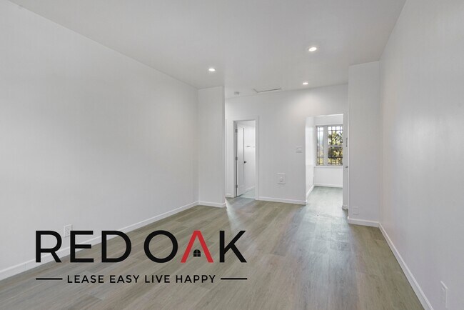 Photo - ~$600 CREDIT~ Spacious and Sunny Top Floor... Unidad 3