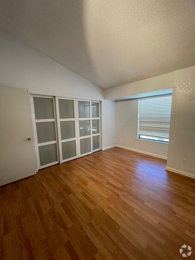 Building Photo - 250 Del Verde Cir Unit 6 Rental